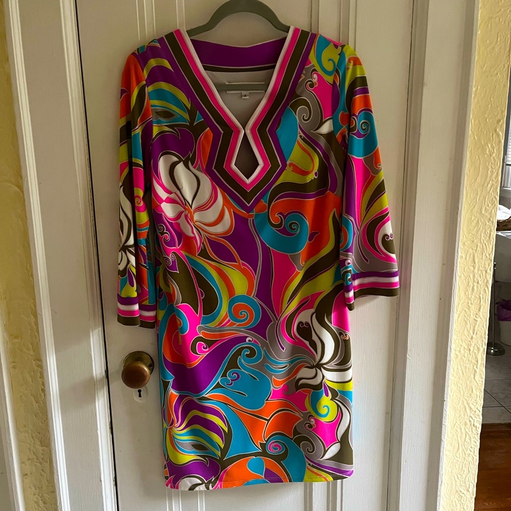 Trina Turk Mod Psychedelic Print 3/4 Sleeve Shift Dress
